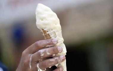 Γιατί δεν πρέπει ποτέ να ξαναπαγώνουμε το λιωμένο παγωτό