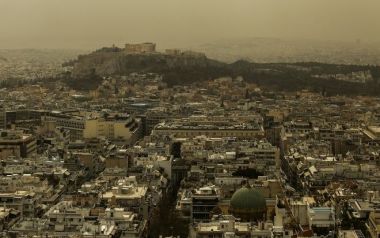 Αφρικανική σκόνη: δεν είναι αθώα, ταξιδεύουν μαζί της τοξικά σωματίδια 