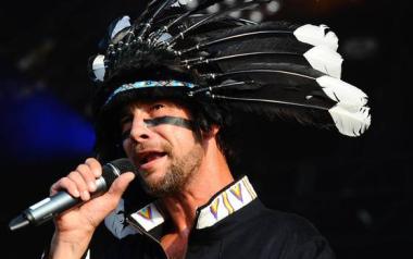 JAMIROQUAI, 10 τραγούδια, 52 ετών ο Jay Kay