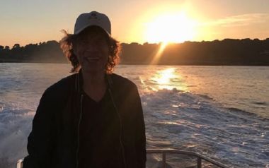 Ο Μικ Τζάγκερ δείχνει πώς αξιοποιείται καλύτερα ο χρόνος στην καραντίνα