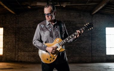 Joe Bonamassa - "Time Clocks"