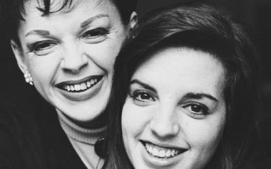 Λάιζα Μινέλι: Δεν συμφωνώ με την κινηματογραφική βιογραφία της μητέρας μου Τζούντι Γκάρλαντ