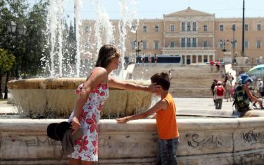 Ελληνική Καρδιολογική Εταιρεία: Συστάσεις για την προστασία των καρδιοπαθών από τον καύσωνα