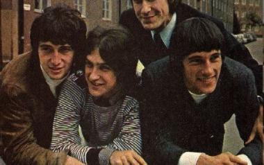 Kinks: Ένα ιστορικό συγκρότημα, 77 ετών ο Ray Davies