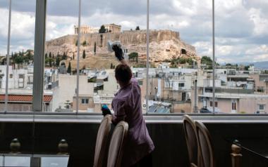 Κορωνοϊός: Δεν εφαρμόζονται οι οδηγίες, αύξηση κρουσμάτων – Στα πρόθυρα lockdown η Αττική