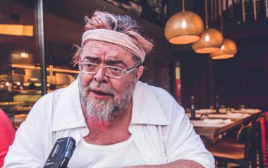 Ο Σταμάτης Κραουνάκης χαρακτηρίζει υπέροχη την εμφάνιση της Πρωτοψάλτη με το Φορτηγό