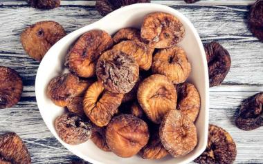 Τα οφέλη που έχουν τα ξερά σύκα για την υγεία μας 