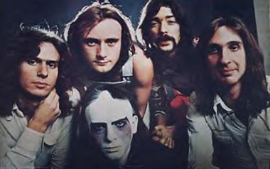 43 ετών το  The Lamb Lies Down On Broadway-Genesis
