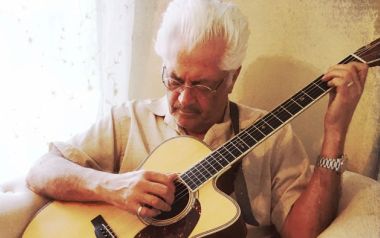 Πέθανε 73 ετών ο κιθαρίστας της τζαζ Larry Coryell