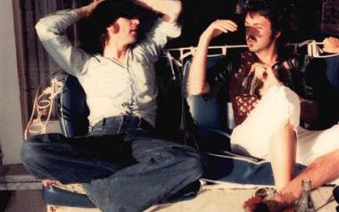 Η τελευταία φωτογραφία του John Lennon με τον Paul McCartney...