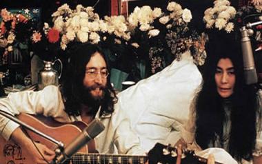 Give Peace a Chance - John Lennon & Yoko Ono