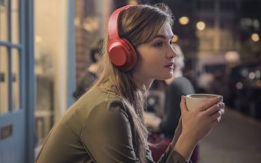 Εγώ θα συνεχίσω να ακούω τα καινούργια μέχρι το τέλος...