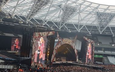 Οι Rolling Stones επέστρεψαν χθες με συναυλία στο Λονδίνο