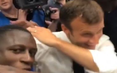 Ακόμα και τον πρόεδρο της Γαλλίας Μακρόν επηρεάζει το hip hop