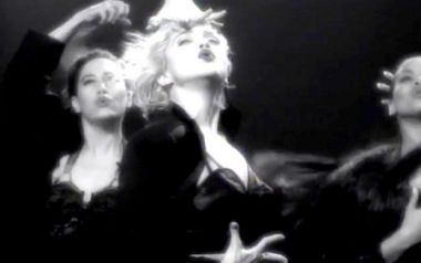 Madonna κατηγορείτε για παράνομη χρήση σάμπλινγκ στο Vogue