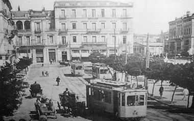 Πλατεία Συντάγματος, ένα έμβλημα, μια ιστορία 