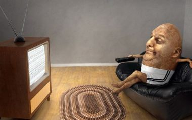 Το βράδυ επιστρέφουμε στην τηλεοπτική αποχαύνωση