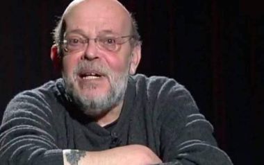 Πέθανε ο δημοσιογράφος Μάνος Αντώναρος