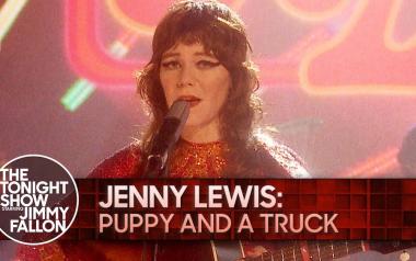 Η Jenny Lewis  στον Jimmy Fallon