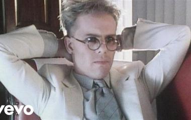 Thomas Dolby - She Blinded Me With Science (1982)