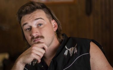 Σε Περιορισμό τα τραγούδια του Morgan Wallen - Αποκάλεσε γείτονα του νέγρο, ενώ επέστρεφε σπίτι του μεθυσμένος