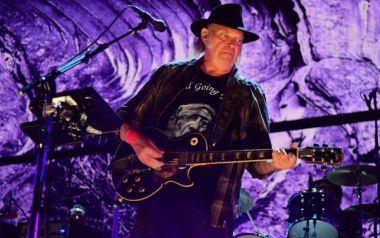 O Neil Young έπαιξε με τους Crazy Horse ξανά