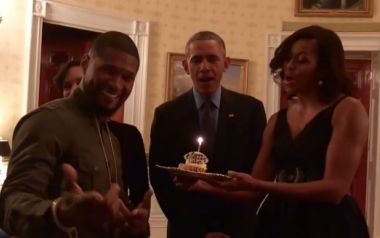 Οι Obama τραγουδούν χρόνια πολλά στον Usher...