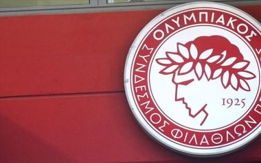 Ο Ολυμπιακός ζητά να μειωθεί ή να αφαιρεθεί η ποινή για τον αγώνα με την ΑΕΚ