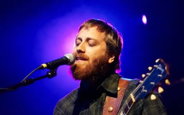 Waiting On A Song-Dan Auerbach