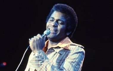 Charley Pride: Ο δημοφιλέστερος αφροαμερικάνος τραγουδιστής της κάντρι μουσικής