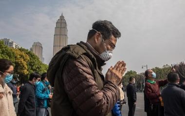 Σαρώνει" τον πλανήτη το δεύτερο κύμα της πανδημίας - Πάνω από 10 εκατ. τα κρούσματα