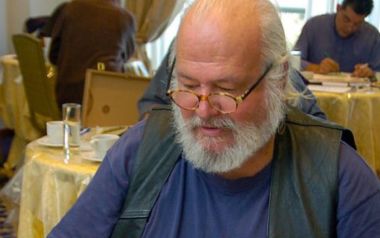 Πέθανε ο σκιτσογράφος Βαγγέλης Παυλίδης