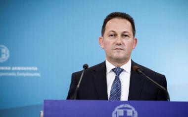 Πέτσας: Αν χρειαστεί θα γίνει υποχρεωτική η χρήση μάσκας και σε άλλους κλειστούς χώρους