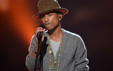 Pharrell, Usher, Sam Smith, John Legend και άλλοι στα φετινά Grammy Awards.. 