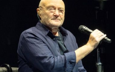 Ο Φιλ Κόλινς απαγορεύει στον Τραμπ να παίζει τραγούδι του σε προεκλογικές συγκεντρώσεις