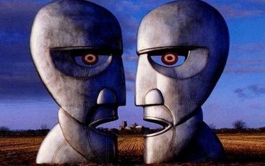 Στην Ελλάδα από μικροί μαθαίνουμε στη πόλωση και το φανατισμό