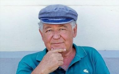 Απεβίωσε ο ποιητής Χρίστος Ρουμελιωτάκης