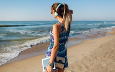 Κώστας Ζουγρής: Υπάρχει ωραία μουσική, αλλά είναι πια για λίγους, 11 τραγούδια