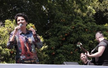 Κάρφωμα ή φιλική παραίνεση στην Πρωτοψάλτη από τους φίλους της