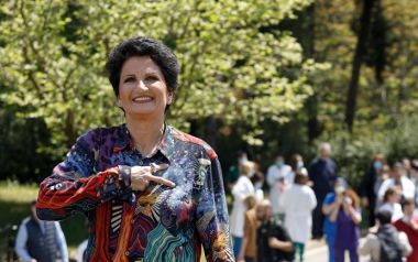 Η Άλκηστις Πρωτοψάλτη απαντά στους επικριτές της: Το δηλητήριο ας χρησιμοποιηθεί για ιατρικούς σκοπούς