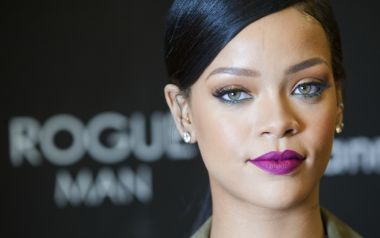 Love On The Brain-Rihanna
