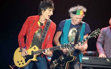 Rolling Stones  Dead Flowers - Ακούστε μία διαφορετική version