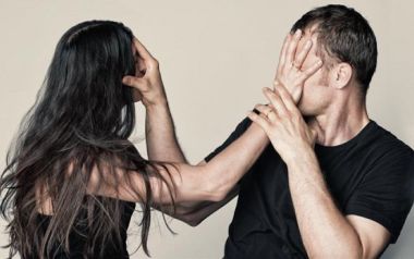 Η Λίντα Καπετανέα και ο Γιόζεφ Φρούτσεκ χορεύουν στην Στέγη...
