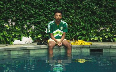 Redmercedes-Aminé