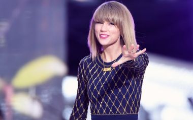 Η Taylor Swift δωρίζει 1 εκατ. δολάρια στους πλημμυροπαθείς της Λουιζιάνα 