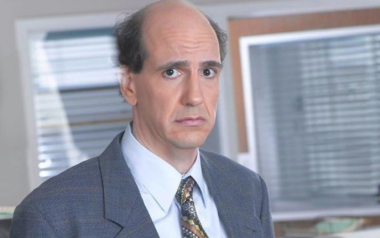 Πέθανε 56 ετών ο Sam Lloyd έπαιζε στις σειρές ‘Scrubs’, ‘Seinfeld’ 