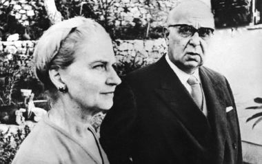 Γιώργος Σεφέρης: Φυγή - Δεν ήταν άλλη η αγάπη μας έφευγε ξαναγύριζε και μας έφερνε...