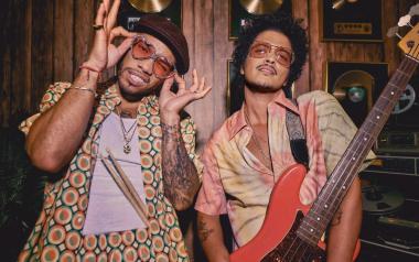 Bruno Mars, Anderson .Paak, Silk Sonic - Skate 