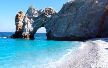 10 Ελληνικά τραγούδια για την θάλασσα
