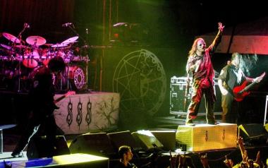 Slipknot: Όταν 'ρήμαξαν' σβέρκους στο Θέατρο Λυκαβηττού, τον Μάιο του 2005 στην Αθήνα